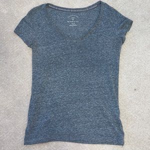 Aeropostale Prince & Fox V-neck shirt